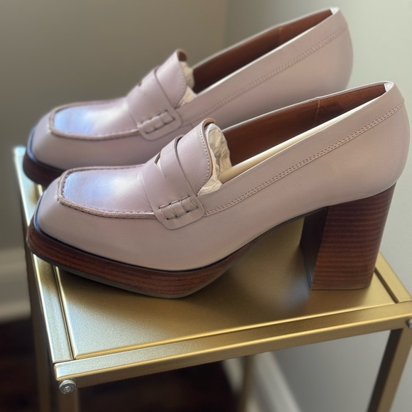 Alohas Busy Mauve platform loafers. Size 38 / 7.5. New in box. - Picture 4 of 6